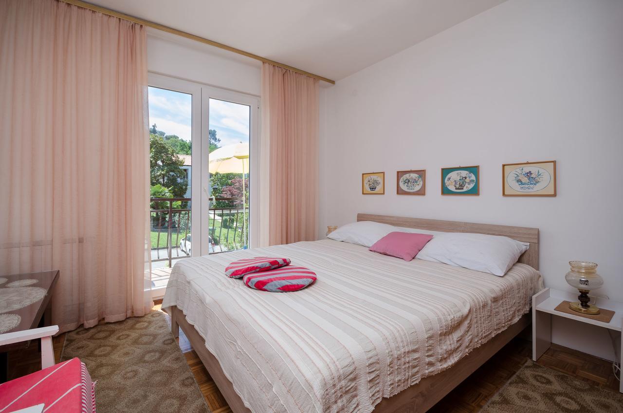 Apartments Milan Porec Ngoại thất bức ảnh