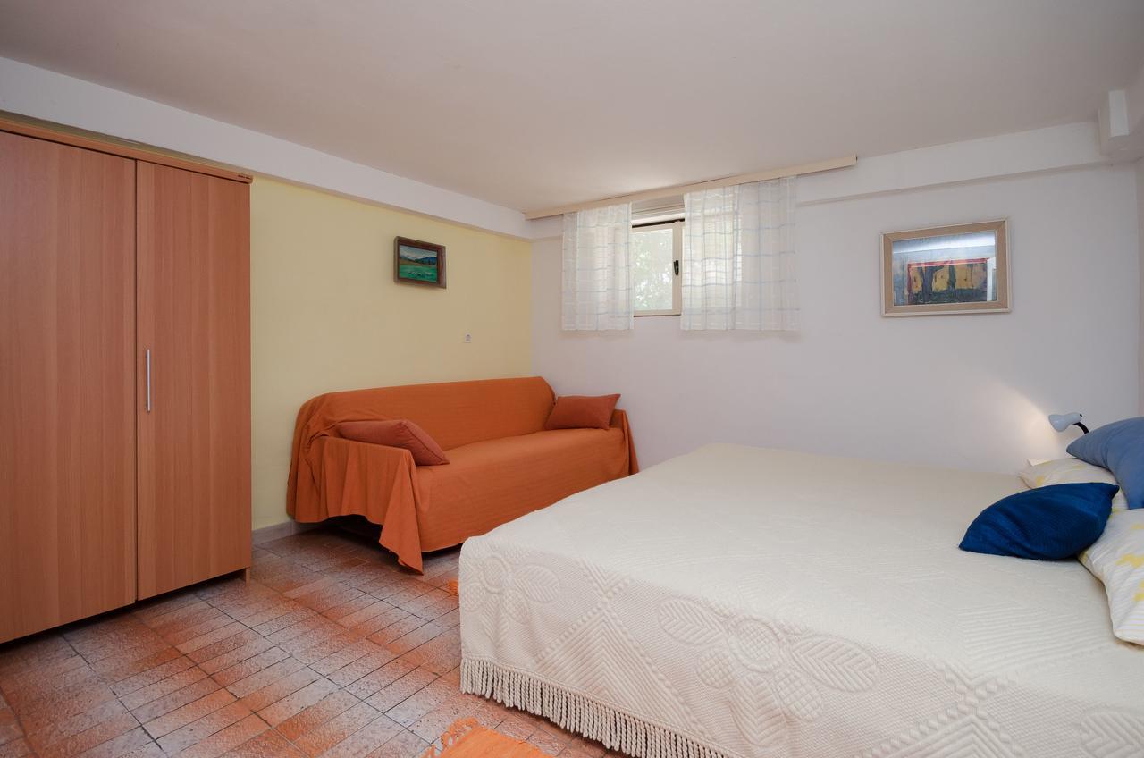 Apartments Milan Porec Ngoại thất bức ảnh