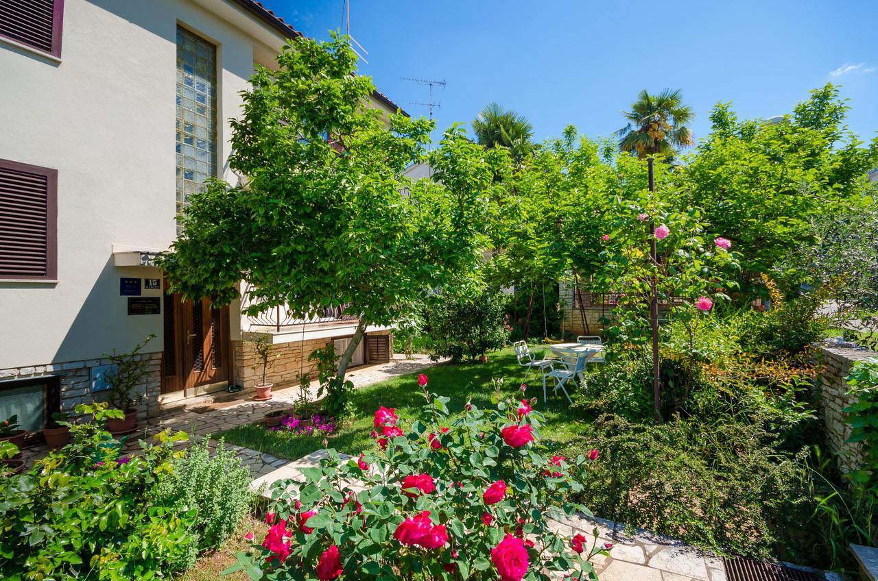 Apartments Milan Porec Ngoại thất bức ảnh